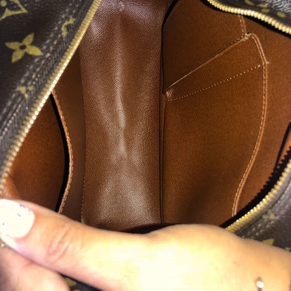 Louis Vuitton Cite - Picture 3 of 8